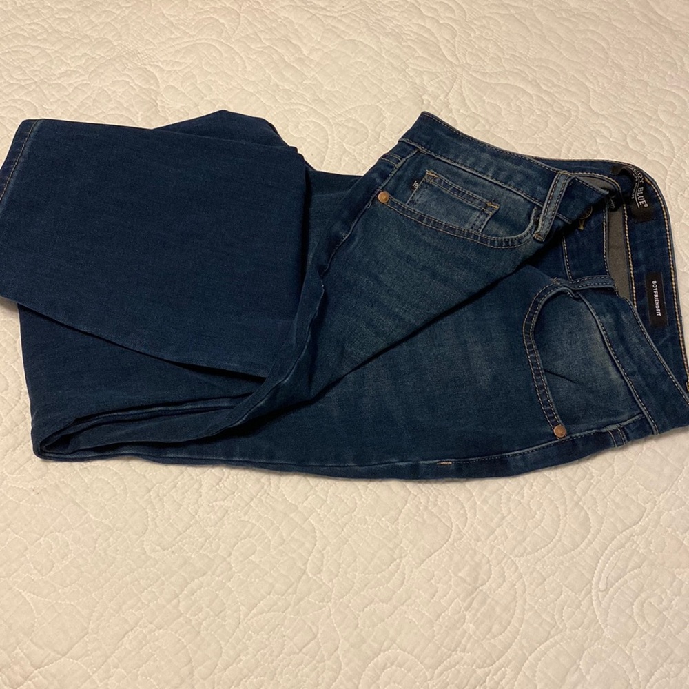Judy Blue Boyfriend fit, size 15 / 32. Washed but never worn